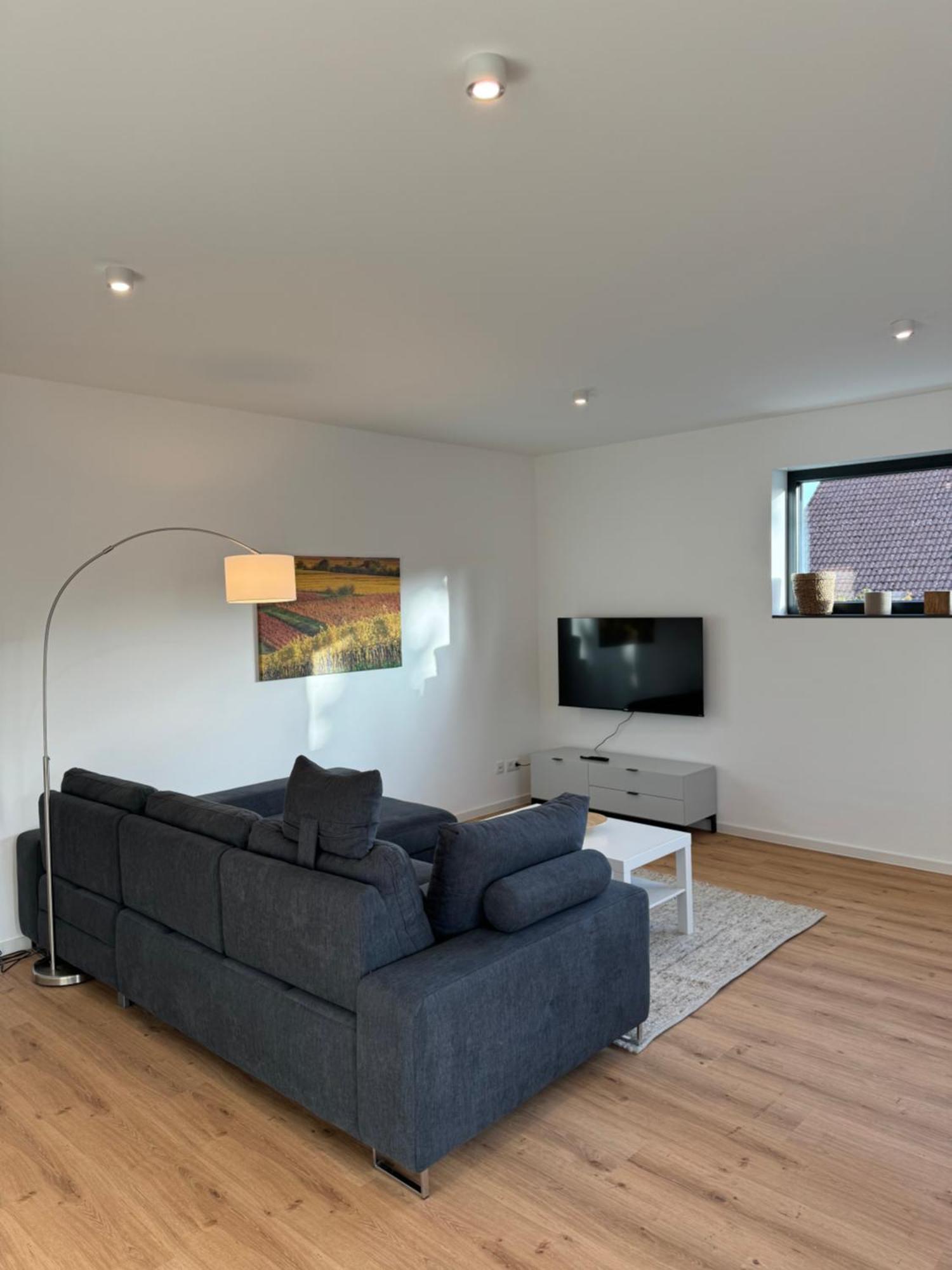 Moderne Ferienwohnung Mit Terrasse, Grill & Privatparkplatz Venningen 외부 사진